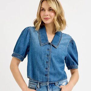 ✨NWT RISEN Button Down Puff Sleeve Crop Denim Shirt
